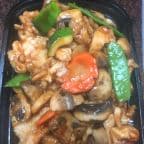Best Chicken w. Mushroom 蘑菇鸡 in Bay St Louis, MS